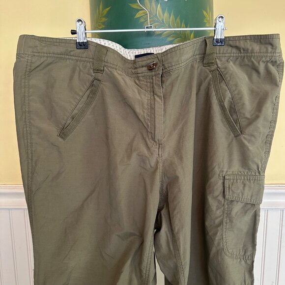 Lands End Womens Size 18 Olive Green Convertible Cargo Pants 100% Cotton - Picture 7 of 8